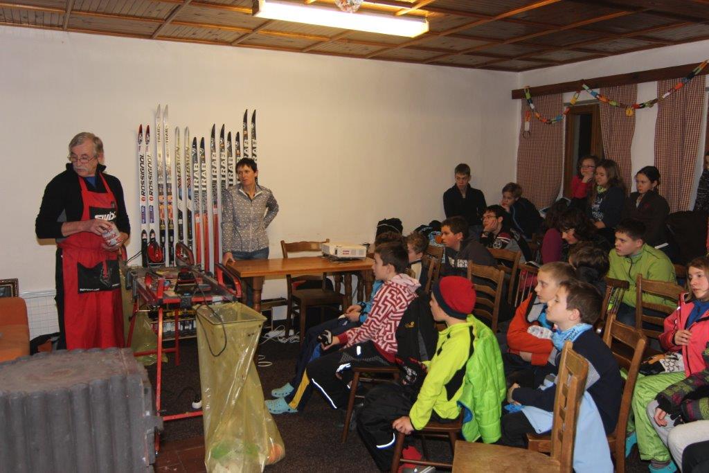 Přednáška o údržbě lyží